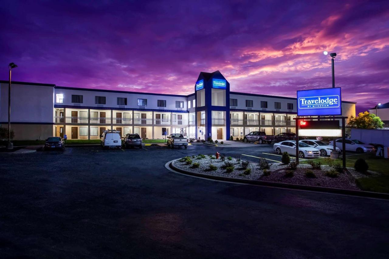 Travelodge By Wyndham Fort Wayne North מראה חיצוני תמונה
