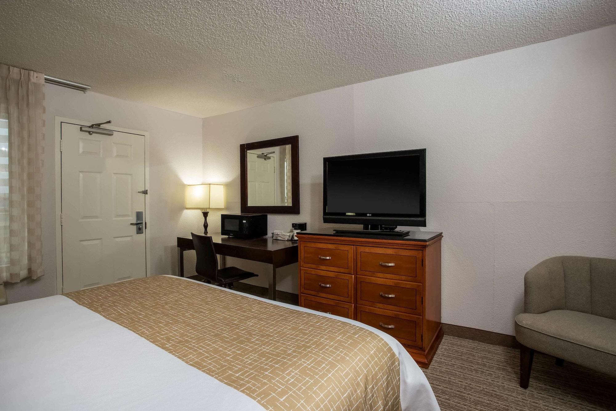Travelodge By Wyndham Fort Wayne North מראה חיצוני תמונה