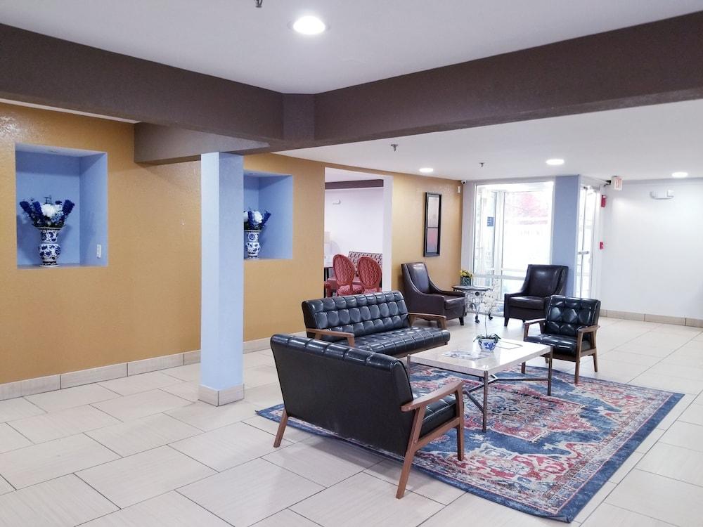 Travelodge By Wyndham Fort Wayne North מראה חיצוני תמונה