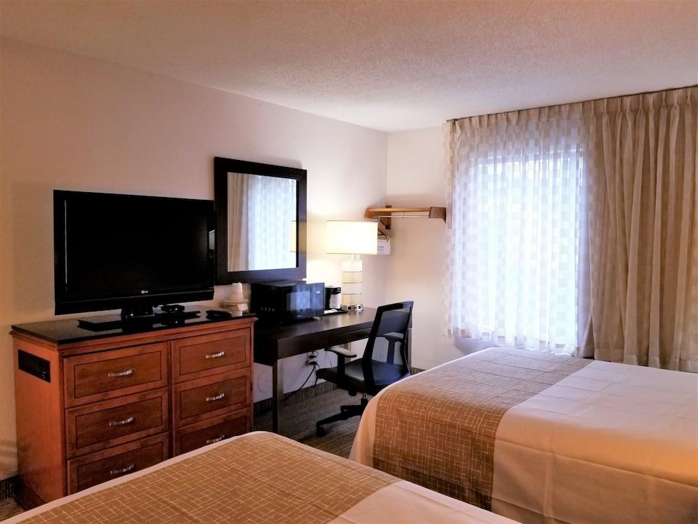 Travelodge By Wyndham Fort Wayne North מראה חיצוני תמונה