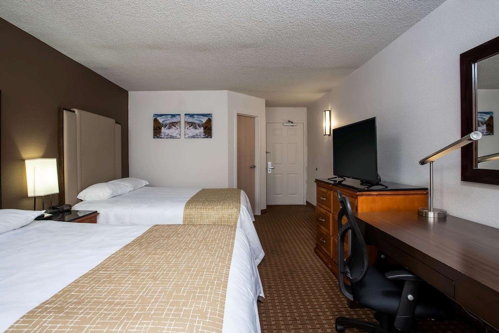 Travelodge By Wyndham Fort Wayne North מראה חיצוני תמונה