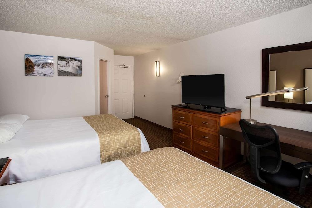 Travelodge By Wyndham Fort Wayne North מראה חיצוני תמונה