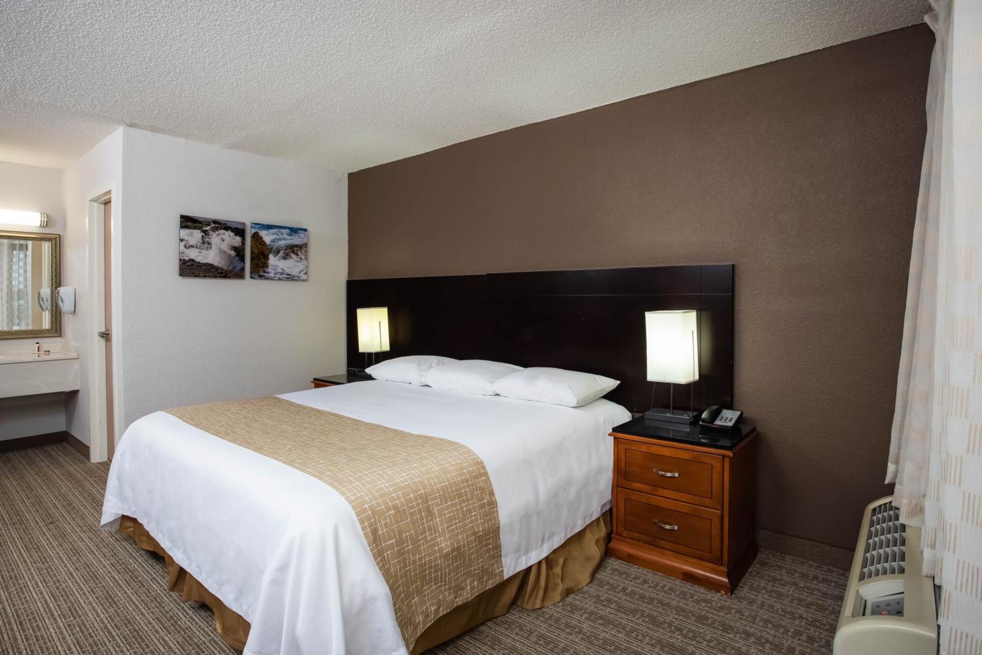 Travelodge By Wyndham Fort Wayne North מראה חיצוני תמונה