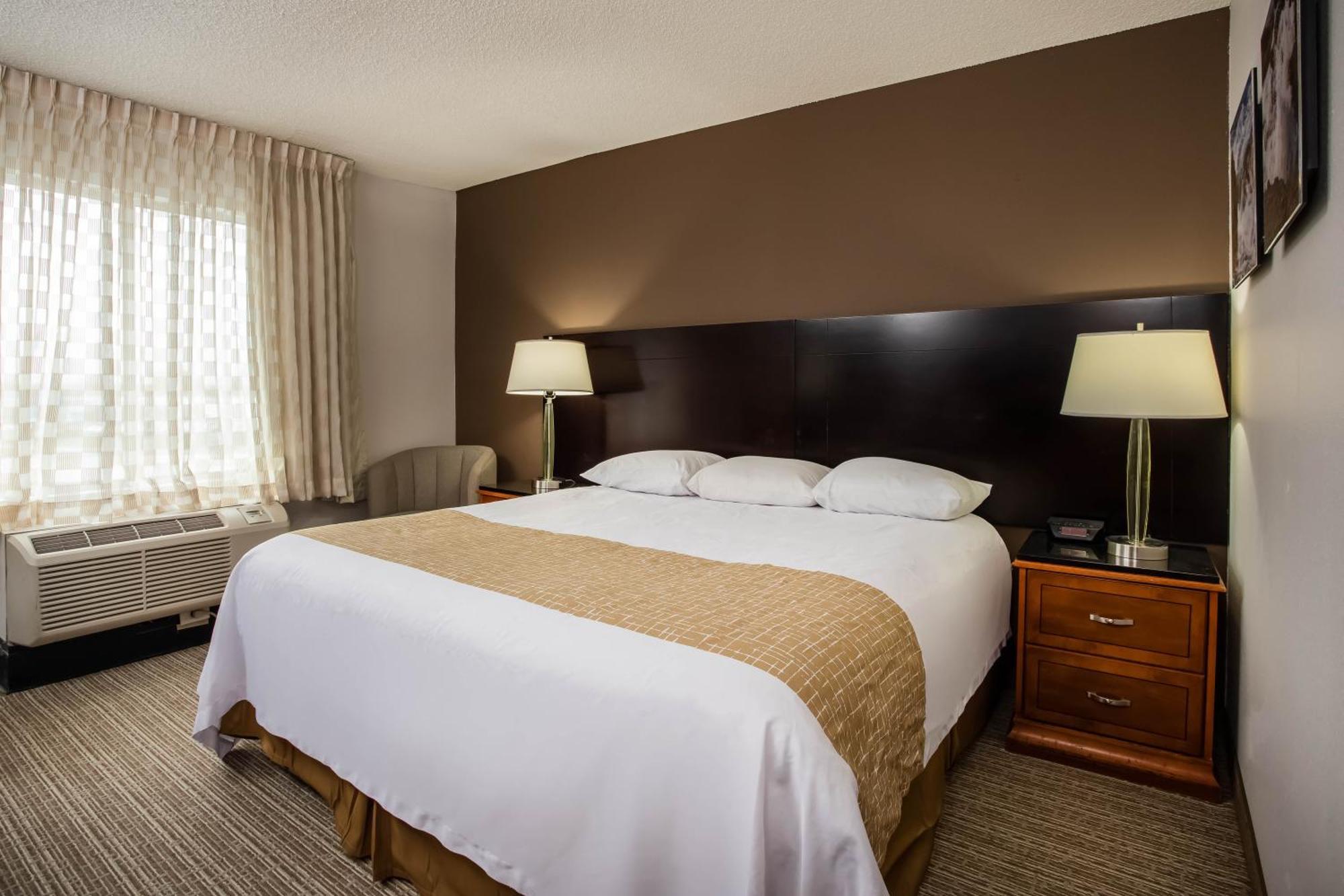 Travelodge By Wyndham Fort Wayne North מראה חיצוני תמונה